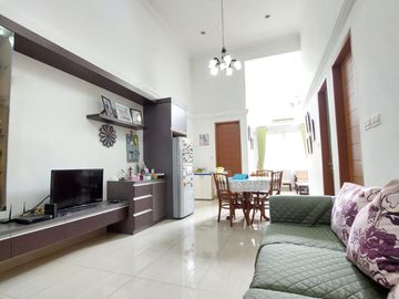 Dijual Rumah Semi Furnished di Sektor 7C Gading Serpong Tangerang