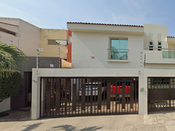 CASA EN VENTA EN COLONIA FLUVIAL VALLARTA, PUERTO VALLARTA, JALISCO
