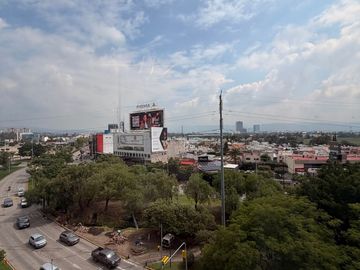 🏢 OFICINA EN RENTA  📍 PLAZA MAYOR · ZONA NORTE