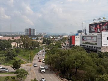 🏢 OFICINA EN RENTA  📍 PLAZA MAYOR · ZONA NORTE