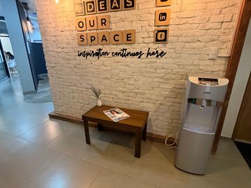 🏢 OFICINA EN RENTA VISTA 🌲  📍  ZONA NORTE
