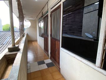 DIJUAL CEPAT BU HARGA TERBAIK RUMAH HITUNG TANAH TERMURAH DI SUKOMANUNGGAL JAYA