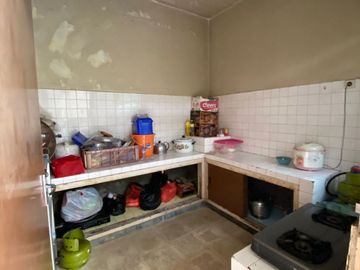 DIJUAL CEPAT BU HARGA TERBAIK RUMAH HITUNG TANAH TERMURAH DI SUKOMANUNGGAL JAYA