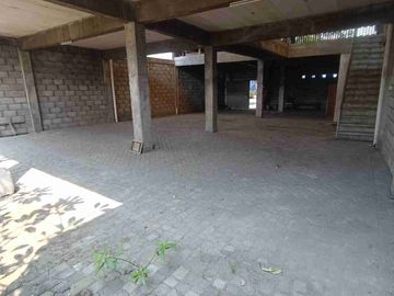 DISEWAKAN TAHUNAN Tempat Usaha 0 jalan raya Beji Pasuruan