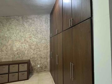 RENTO CASA AMUEBLADA PUNTA DEL ESTE