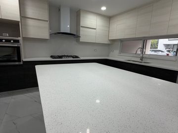 Nueva residencia de lujo con Roof Garden en Arboreto | 4 recámaras | 280 m² de construcción