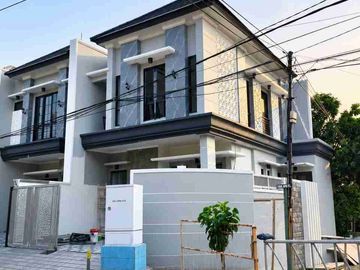 Baru Gress‼️Perum Babatan Pantai dekat Grand Kenjeran*
American Clasic
Row 3 Mobil, Lebar 8