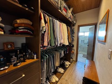RENTA CASA CON ELEVADOR EN EL CAMPANARIO QUERÉTARO