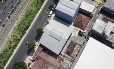 Bangunan Komersial di Ahmad Yani Surabaya luas 322m2 & bangunan 642m2 bangunan loss bisa gudang & pabrik, lokasi dekat royal plaza, Mal Trans Icon