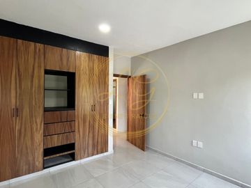 Casa nueva  con 3 recámaras y jardín en Boca del Río, Veracruz