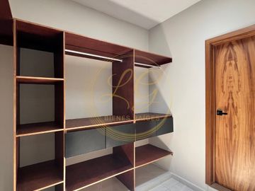 Casa nueva  con 3 recámaras y jardín en Boca del Río, Veracruz