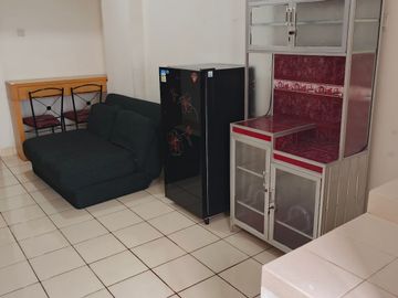 Bayar Perbulan Minimal sewa 12 Bulan Apartemen Puri Park View Tower C Semi Furnis