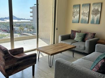 Luxury Condo con Amenidades Tipo Resort en Vista Vela 1