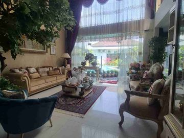 dijual rumah mewah dalam komplek di Duren Sawit Jakarta Timur