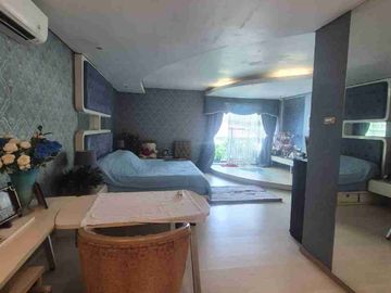 dijual rumah mewah dalam komplek di Duren Sawit Jakarta Timur