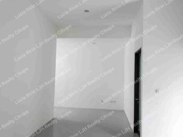 Dijual Cepat Rumah Sudut di Citralake Sawangan