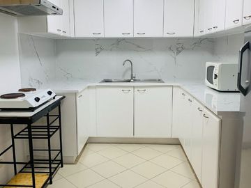 1 Bedroom Furnished Condo for Rent at One Orchard Road, Eastwood City Quezon City
