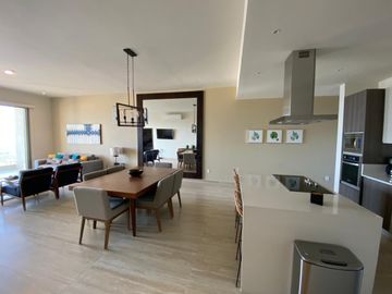 Vista al Mar en Exclusivo Condominio de 3 Recámaras
