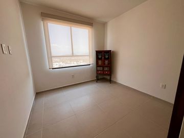 CASA AMUEBLADA Y EQUIPADA, 3 RECÁMARAS, ROOF GARDEN Y MÁS! ZIBATÁ, Qro.