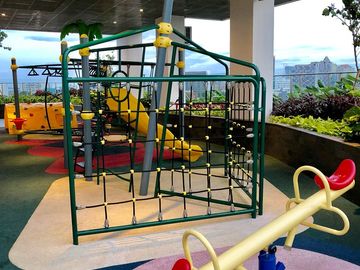 Menteng Park Residence Penthouse Sudah Furnished View ke Monas