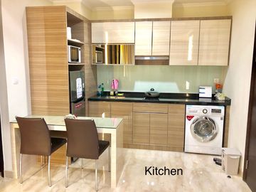 Menteng Park Residence Penthouse Sudah Furnished View ke Monas