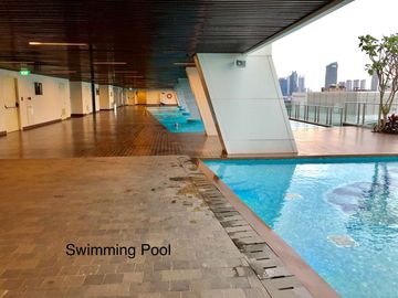 Menteng Park Residence Penthouse Sudah Furnished View ke Monas