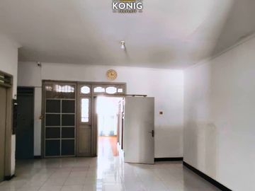Jual rumah hitung tanah di Nirwana Eksekutif
