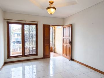 Dijual Rumah Strategis 2 Lantai Siap Huni Dekat Lotte Mart Bintaro di Bintaro Tangsel Va 18427