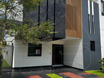 CASA NUEVA EN VENTA EN EL BAJIO HABITAT ZAPOPAN