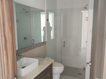 DEPARTAMENTO AMPLIO DE 2 RECAMARAS TORRES CIBELES 2 ZONA REAL