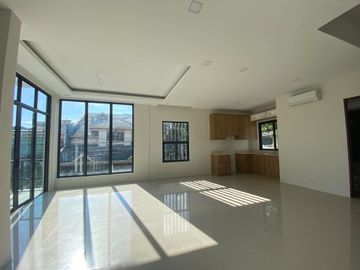 Ready For Occupancy 23.7M Brand New 3-Storey Townhouse with Roofdeck For  Sale in Teachers Village East QC - LSS