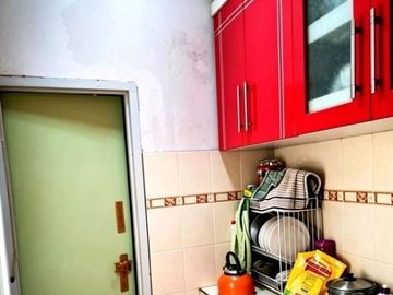 Rumah Dijual di Bekasi 700 m dr gerbang tol Jati Asih.
