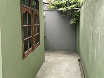 Rumah Dijual di Bekasi 700 m dr gerbang tol Jati Asih.