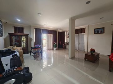 Rumah Hook Bebas Banjir di Galaxy Bekasi