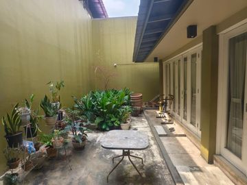 Rumah Hook Bebas Banjir di Galaxy Bekasi