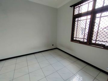TERMURAH DIJUAL RUMAH DAERAH ANTAPANI BANDUNG STRATEGIS NYAMAN DAN AMAN