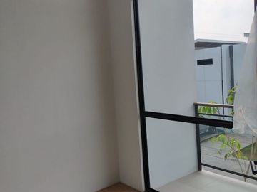 Disewakan Rumah Baru Cendana Viesta Lippo Karawaci Siap Huni Dekat UPH & Siloam