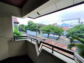 TERMURAH DIJUAL RUMAH 2 LANTAI DAERAH ANTAPANI BANDUNG STRATEGIS AMAN DAN NYAMAN