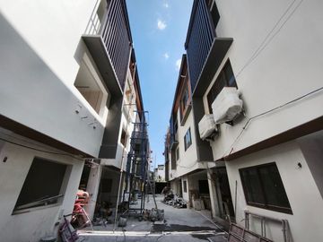 For Sale 3 Storey Modern House & Lot in Don Antonio Heights Holy Spirit, Q.C. KSA