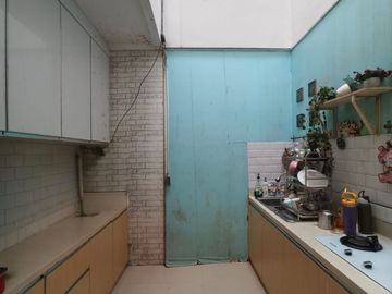 Rumah Furnish 2 Lantai di Bintara Bekasi