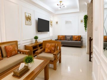 Rumah Furnish 2 Lantai di Bintara Bekasi