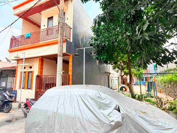 RUMAH 2 LANTAI MURAH SIAP HUNI DI PERUMAHAN MGT MUSTIKA JAYA BEKASI KOTA