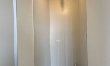 Spacious 2BR Corner Unit with 2 Balconies for Rent In the North Tower at The Oriana!