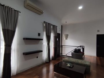 Rumah Mewah Dalam Perumahan Condongcatur Depok Sleman