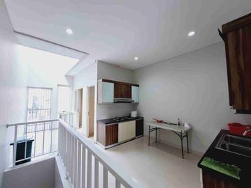 Dijual rumah cantik siap huni di sentul