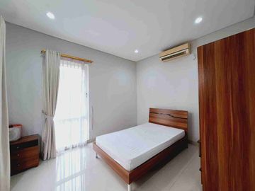 Dijual rumah cantik siap huni di sentul