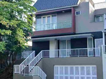 Dijual rumah cantik siap huni di sentul