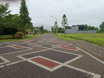 Dijual Tanah di Kota Baru Parahyangan, View Danau Tatar Teja Kancana