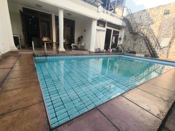 DIJUAL RUMAH. Daerah Cipete Selatan. Jakarta Selatan  Strategis area.