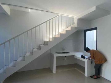 Royal Residence Wiyung 2lt Serenade